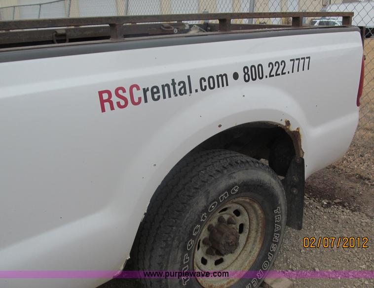 image for item B5099 2000 Ford F250 XL Super Duty pickup truck