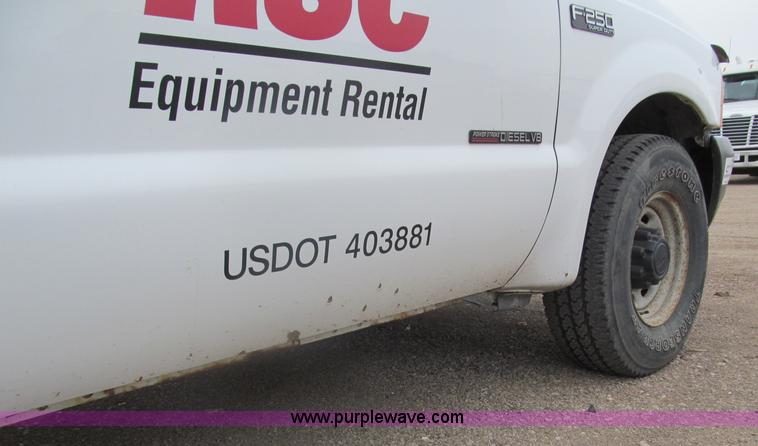 image for item B5099 2000 Ford F250 XL Super Duty pickup truck