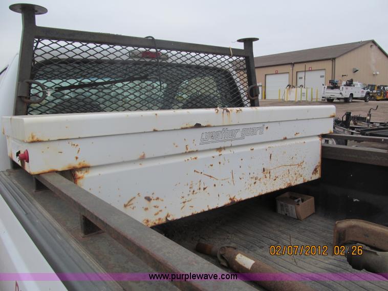 image for item B5099 2000 Ford F250 XL Super Duty pickup truck