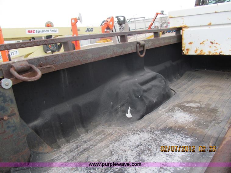 image for item B5099 2000 Ford F250 XL Super Duty pickup truck