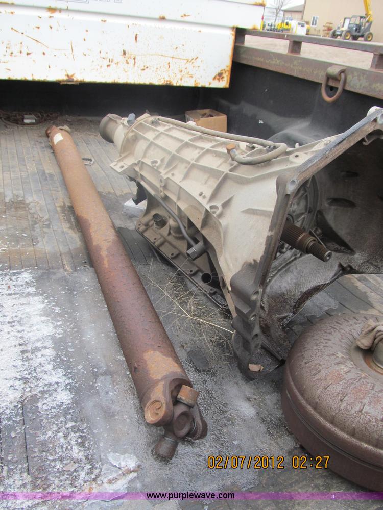 image for item B5099 2000 Ford F250 XL Super Duty pickup truck