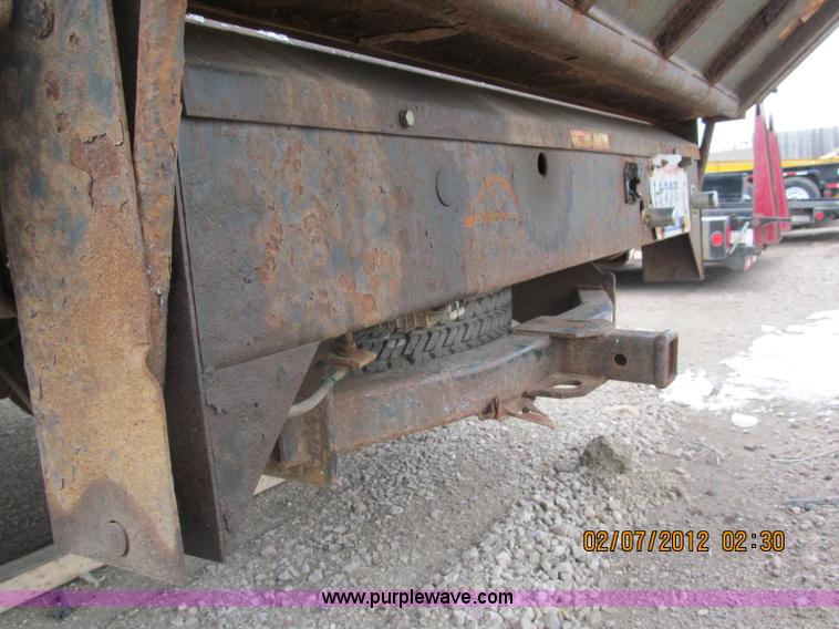 image for item B5099 2000 Ford F250 XL Super Duty pickup truck