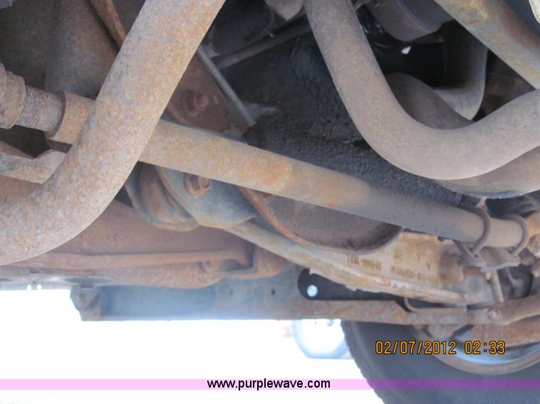 image for item B5099 2000 Ford F250 XL Super Duty pickup truck