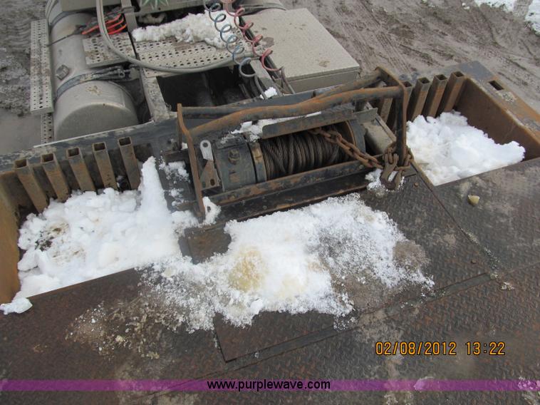 image for item B5100 2006 Ledwell 48' tandem axle hydratail tilt bed trailer