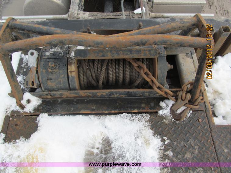 image for item B5100 2006 Ledwell 48' tandem axle hydratail tilt bed trailer