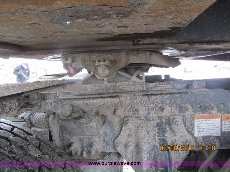 image for item B5100 2006 Ledwell 48' tandem axle hydratail tilt bed trailer