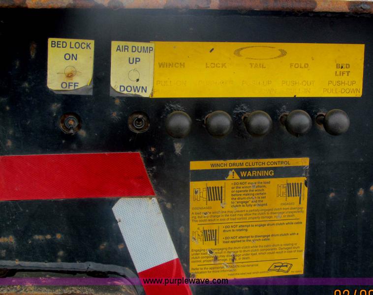 image for item B5100 2006 Ledwell 48' tandem axle hydratail tilt bed trailer