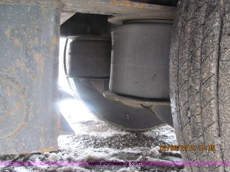 image for item B5100 2006 Ledwell 48' tandem axle hydratail tilt bed trailer