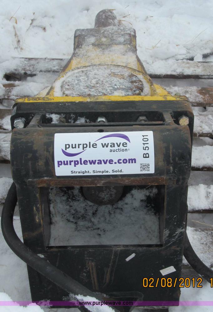 image for item B5101 2007 Atlas Copco SB450 hydraulic breaker