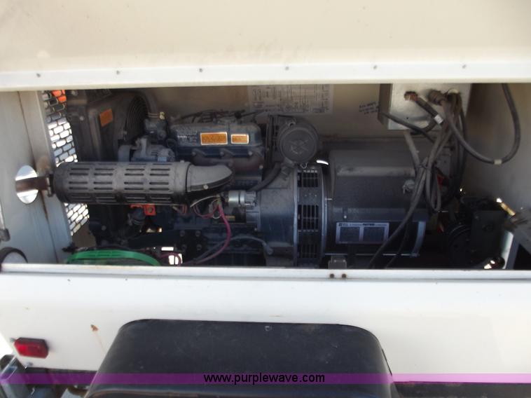 image for item B6193 Amida AL4000 light tower/generator