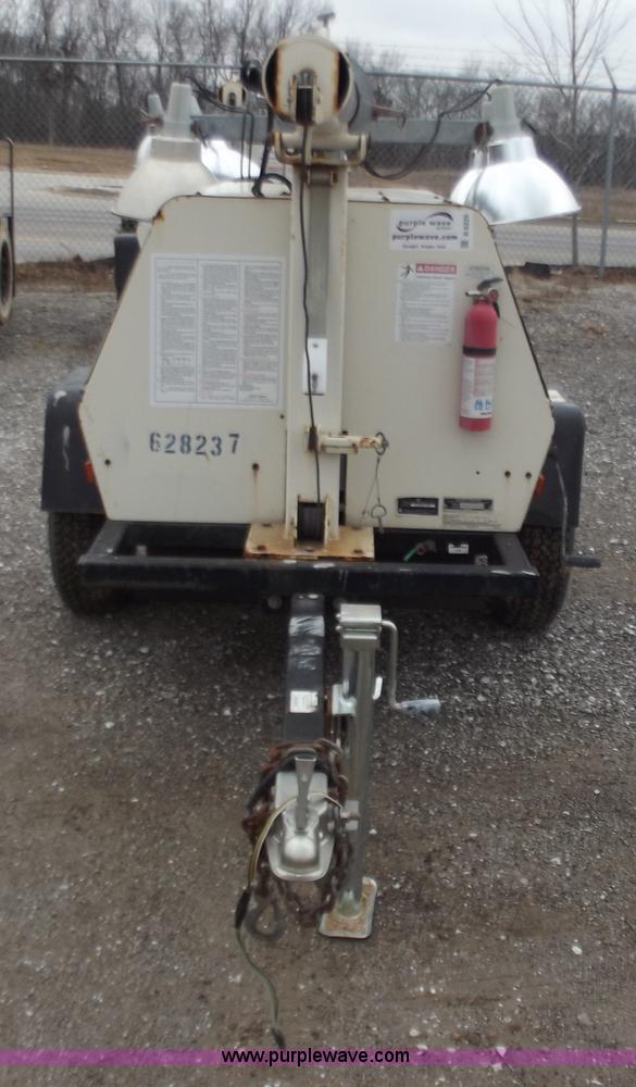 image for item B6225 2006 Amida AL4000 light tower/generator