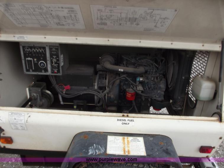 image for item B6225 2006 Amida AL4000 light tower/generator