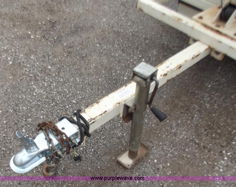 image for item B6226 2005 Amida AL4000 light tower/generator