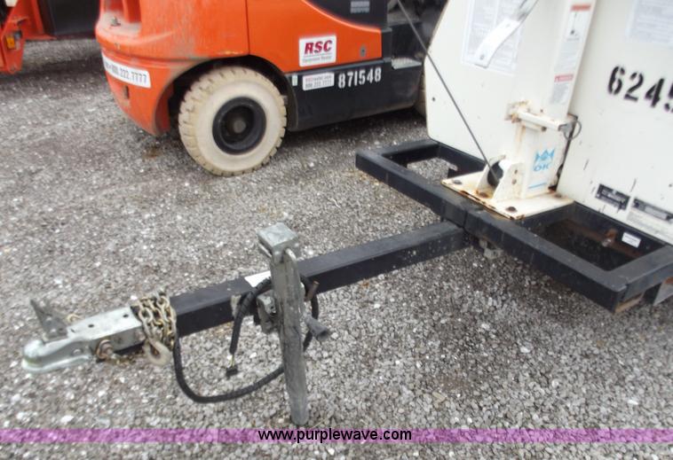 image for item B6227 2006 Amida AL4000 light tower/generator