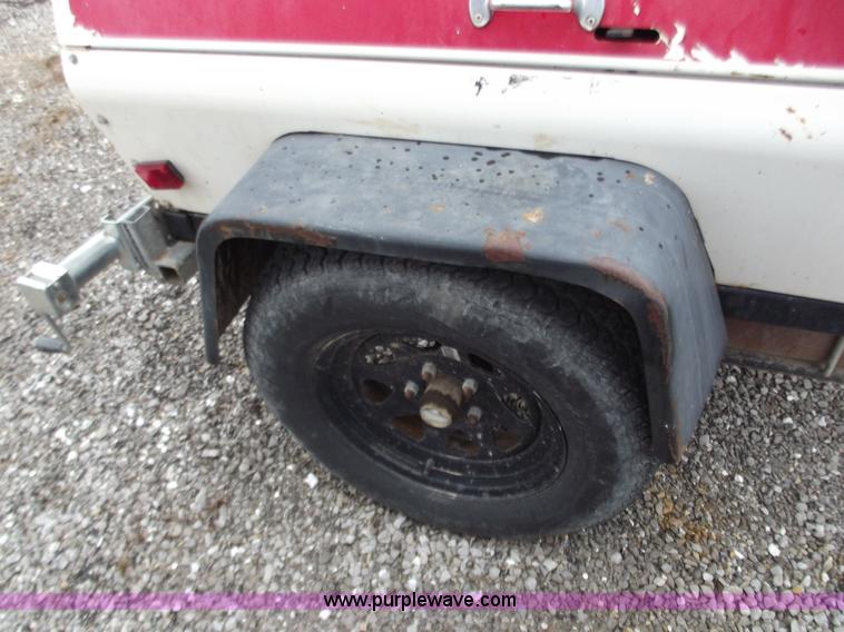 image for item B6227 2006 Amida AL4000 light tower/generator