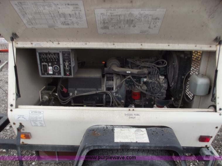 image for item B6227 2006 Amida AL4000 light tower/generator