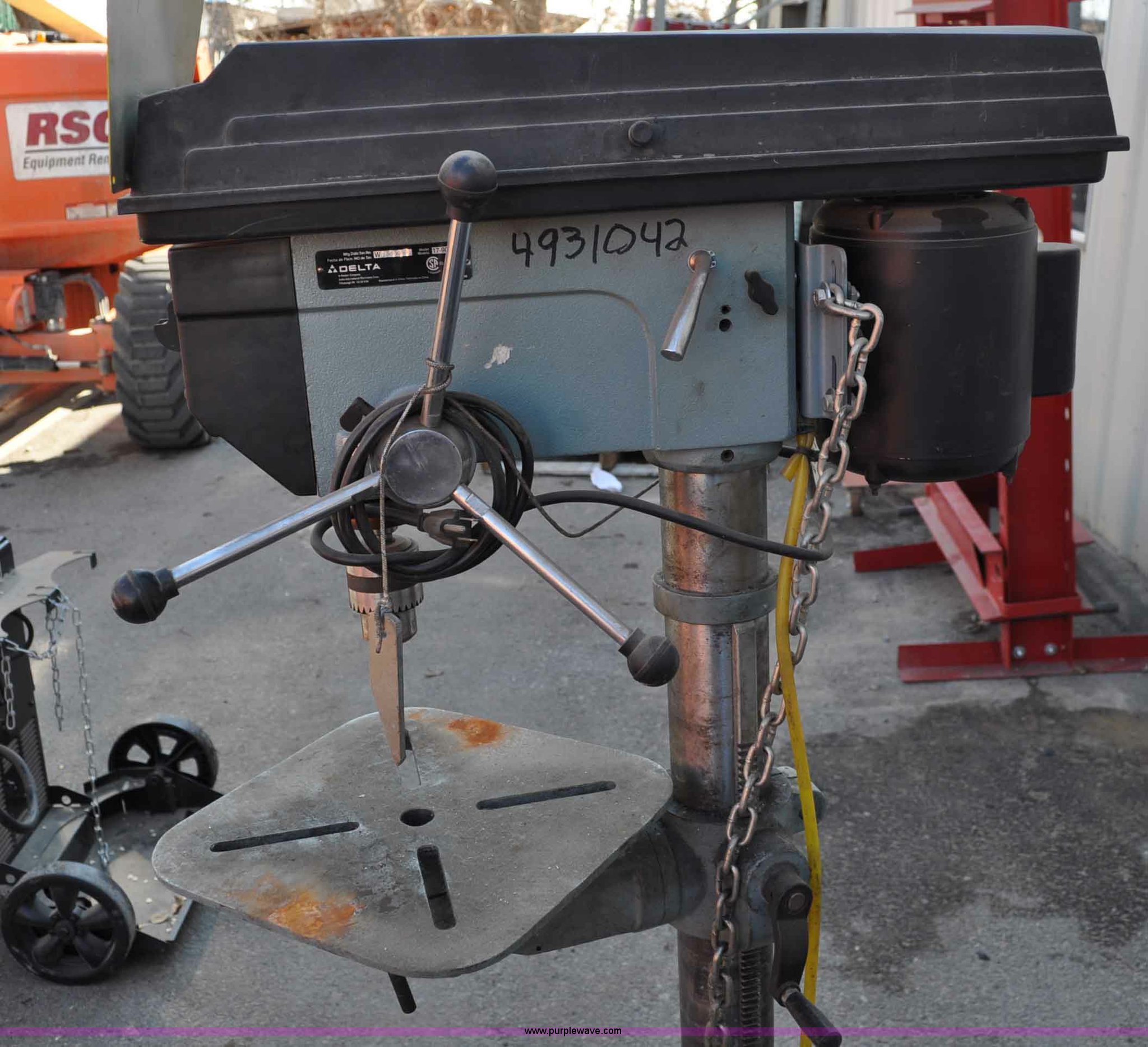 Delta 17900 drill press in Clifton, CO Item A5861 sold Purple Wave