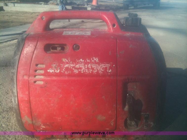 image for item A1850 Honda EU2000 generator