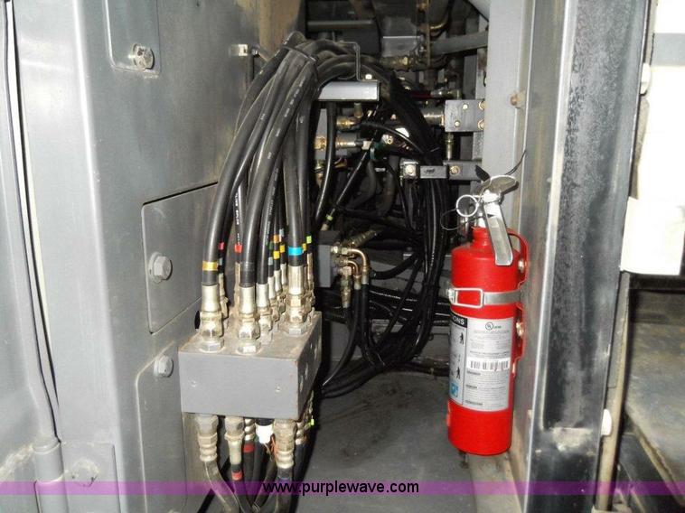 image for item A1939 1999 Link-Belt 2700Q excavator