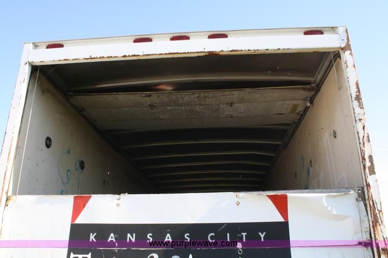 image for item A2448 1988 GMC 7000 box truck