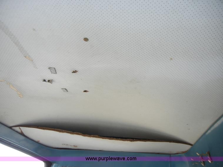 image for item A3471 1977 International Loadstar 1700 dump truck