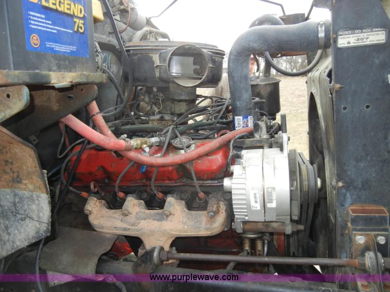 image for item A3471 1977 International Loadstar 1700 dump truck