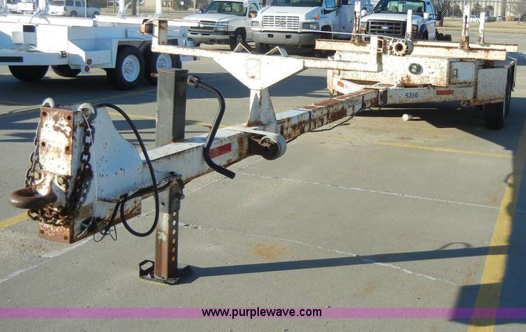 image for item A3478 1991 Kiefer 28' material/pole trailer
