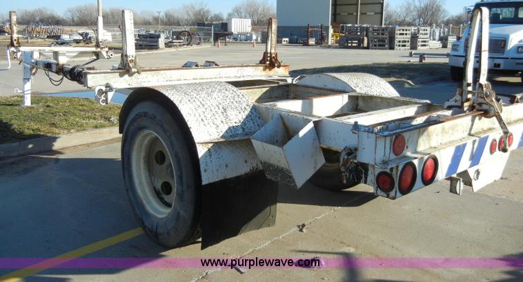image for item A3479 1992 Butler 27' material/pole trailer