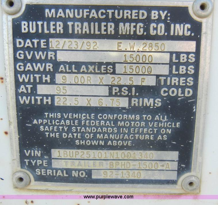 image for item A3479 1992 Butler 27' material/pole trailer