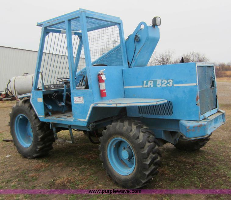 image for item A5619 1985 Job Handler LR523 telehandler