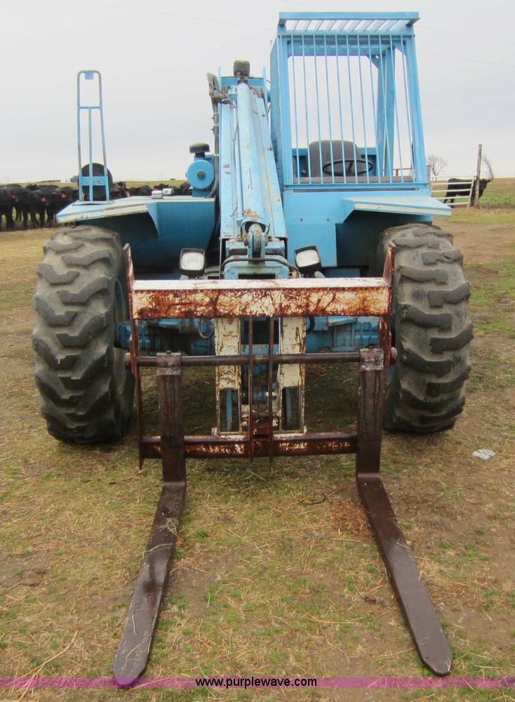 image for item A5619 1985 Job Handler LR523 telehandler