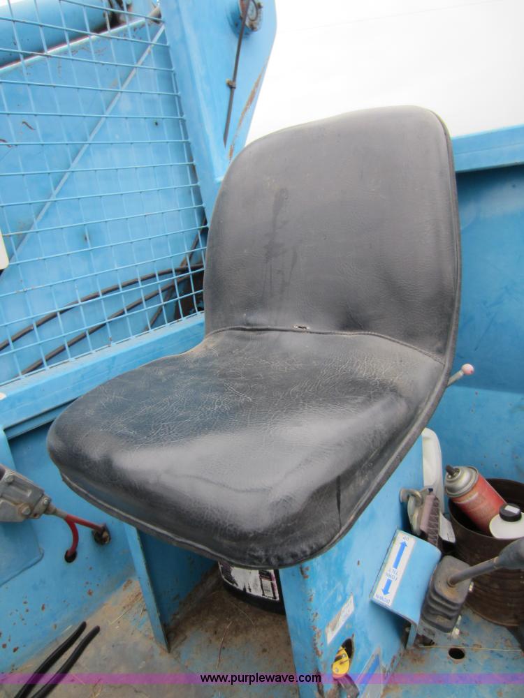 image for item A5619 1985 Job Handler LR523 telehandler