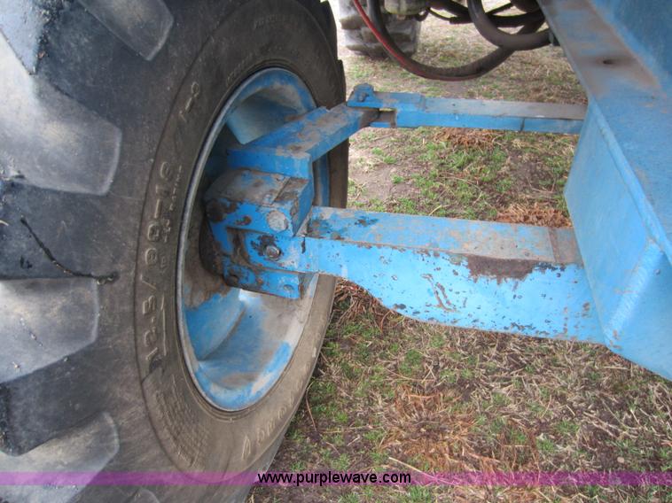 image for item A5619 1985 Job Handler LR523 telehandler