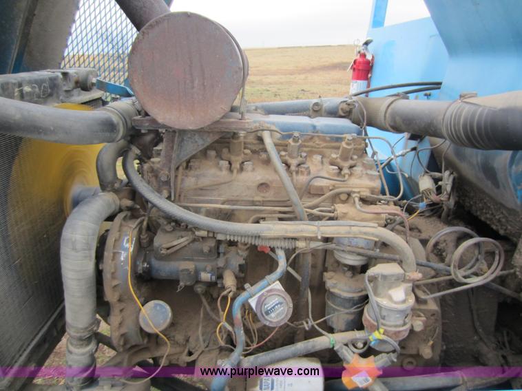 image for item A5619 1985 Job Handler LR523 telehandler