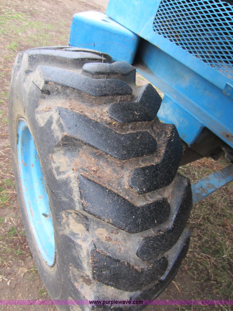 image for item A5619 1985 Job Handler LR523 telehandler