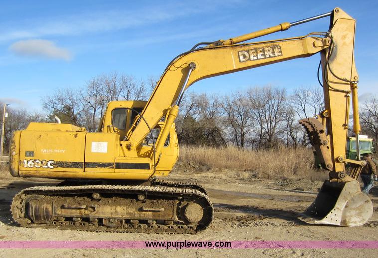 image for item A5635 1998 John Deere 160LC excavator