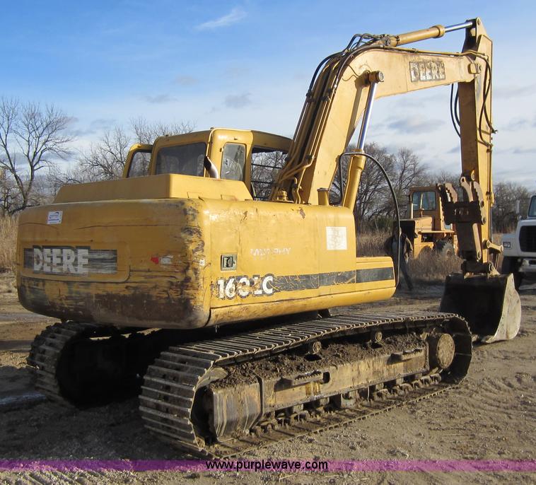 image for item A5635 1998 John Deere 160LC excavator