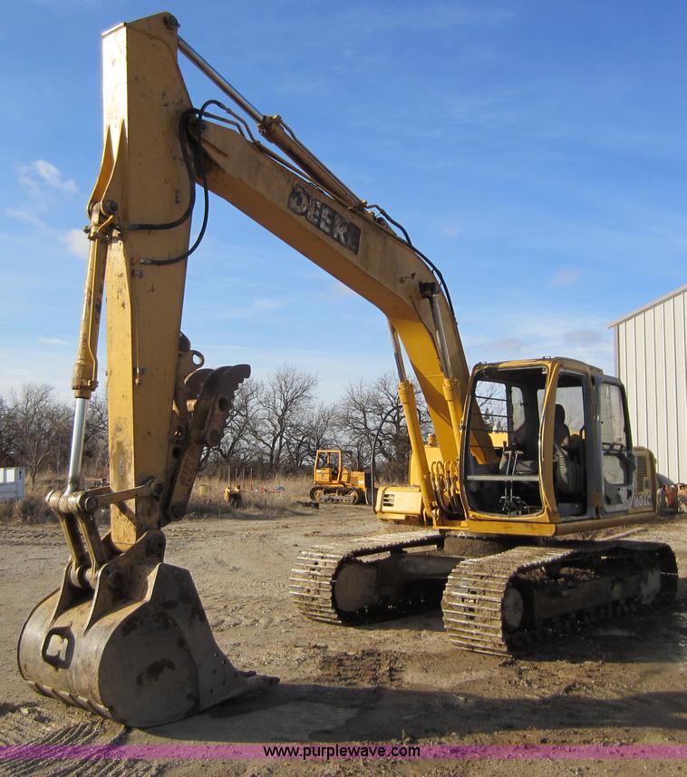 image for item A5635 1998 John Deere 160LC excavator