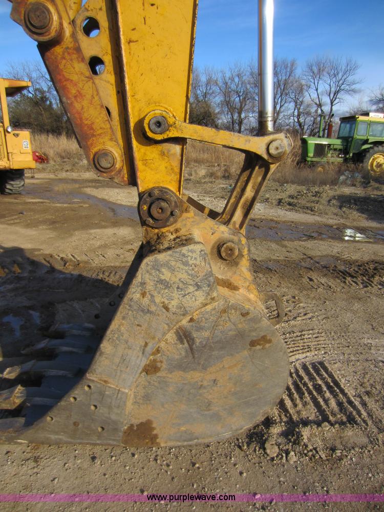 image for item A5635 1998 John Deere 160LC excavator