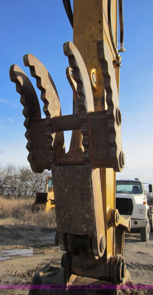 image for item A5635 1998 John Deere 160LC excavator