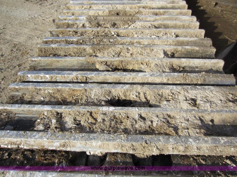 image for item A5635 1998 John Deere 160LC excavator