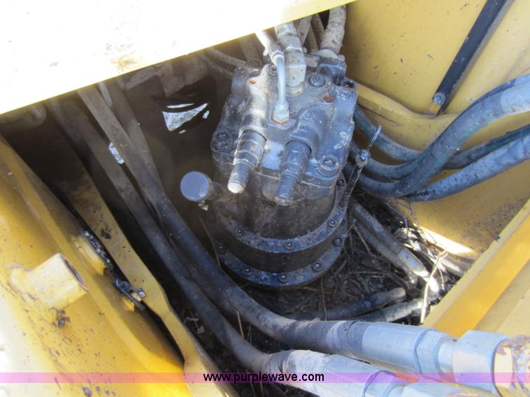 image for item A5635 1998 John Deere 160LC excavator