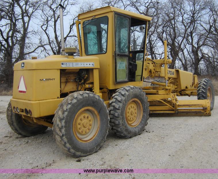 image for item A5636 1980 John Deere 570A motor grader