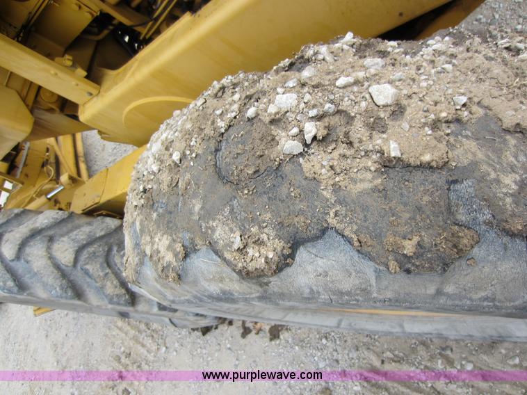 image for item A5636 1980 John Deere 570A motor grader