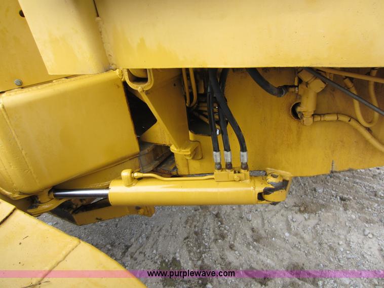 image for item A5636 1980 John Deere 570A motor grader