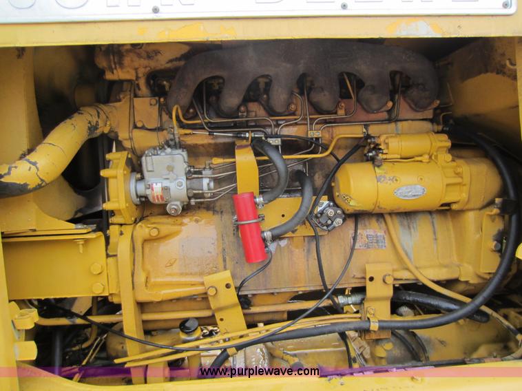 image for item A5636 1980 John Deere 570A motor grader