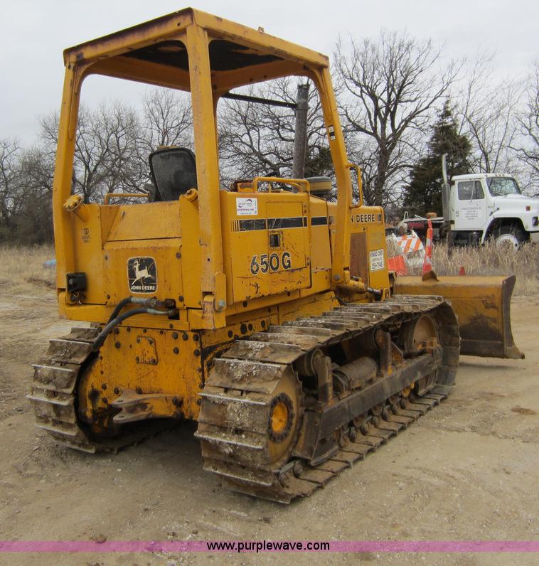 image for item A5637 1990 John Deere 650G dozer