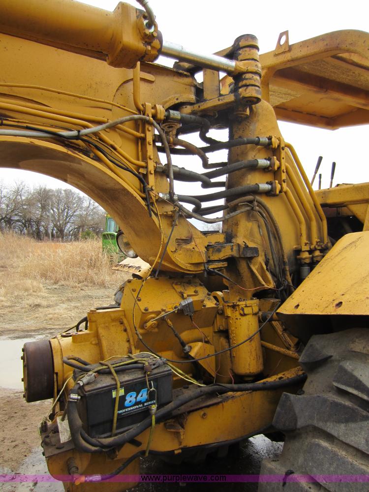 image for item A5638 1976 Caterpillar 613B elevating scraper
