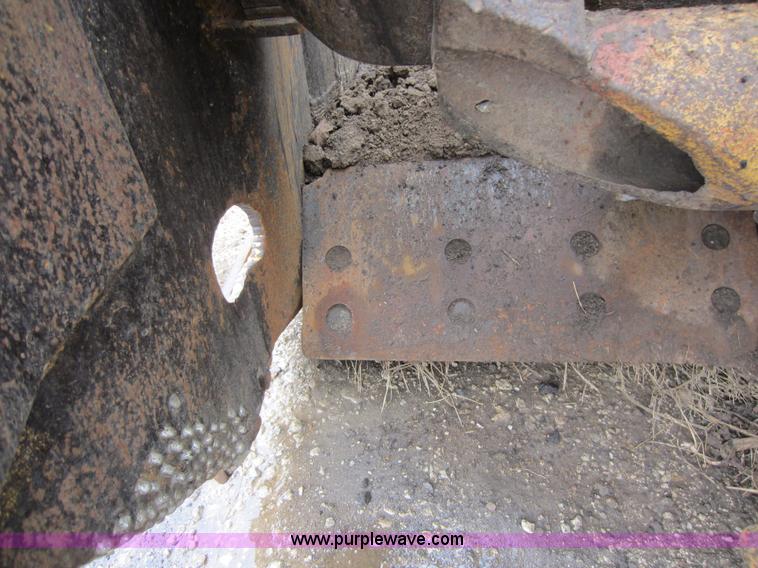 image for item A5638 1976 Caterpillar 613B elevating scraper