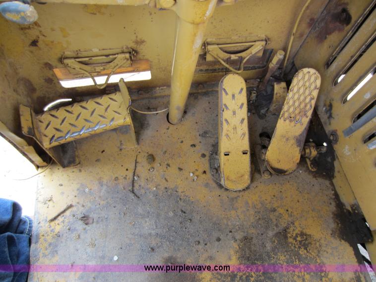 image for item A5638 1976 Caterpillar 613B elevating scraper